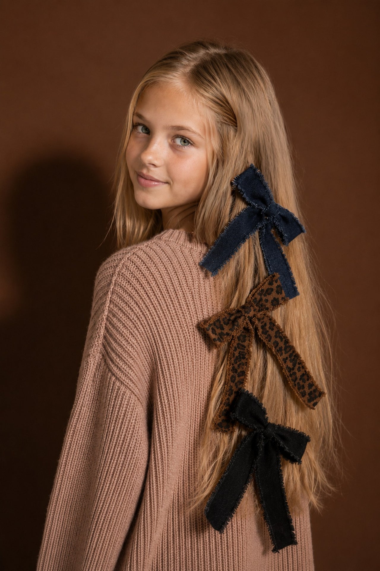 Nana Fringe Ribbon Bow Clip