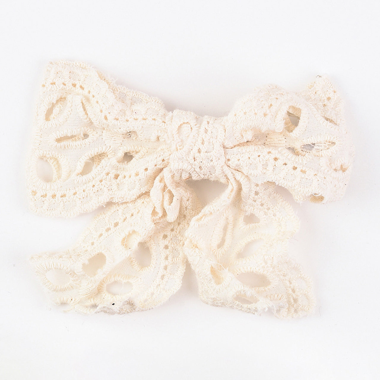 Elegant Lace Clip