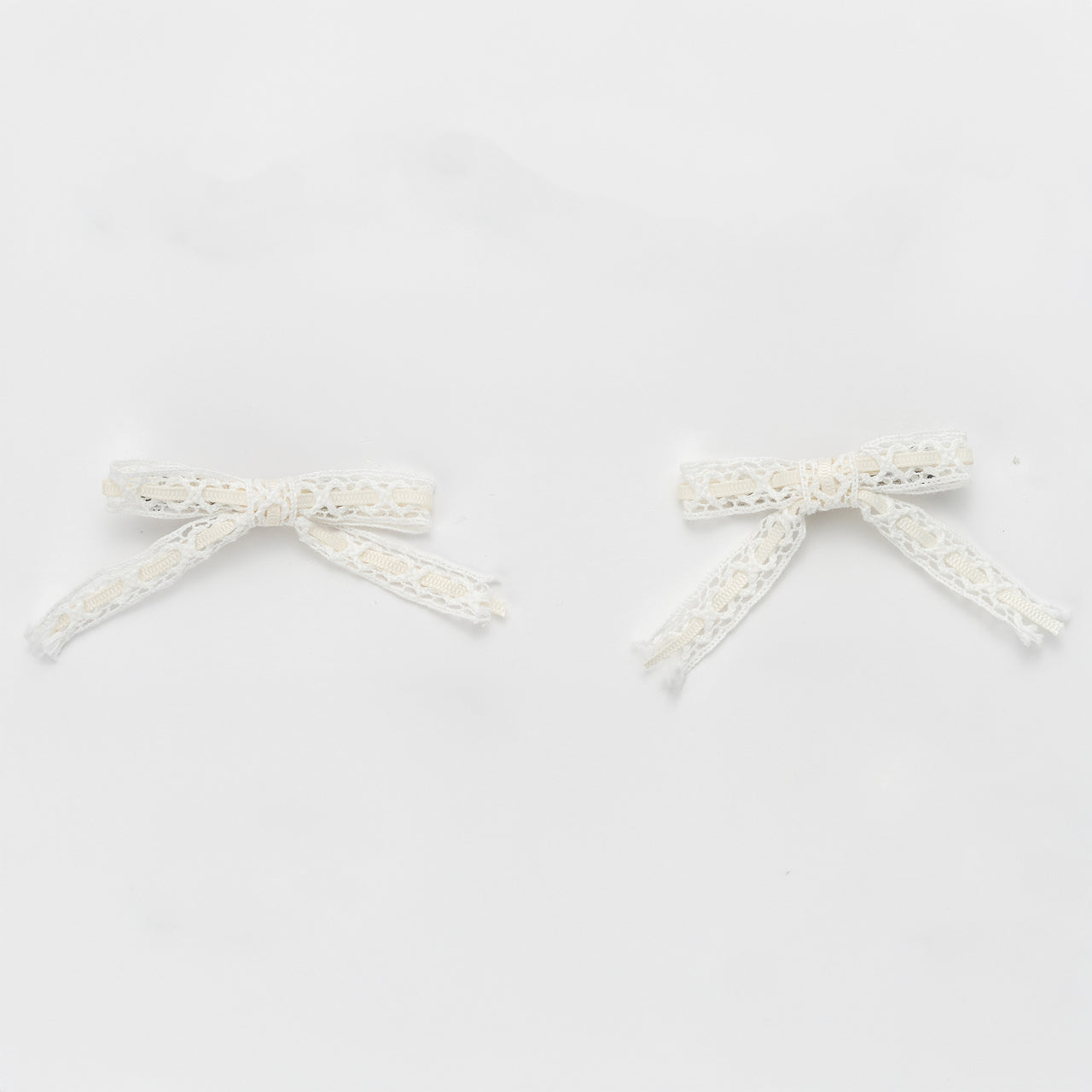 Nana 2 PK Bow Clip
