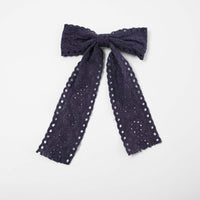 Lace Clip