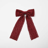 Lace Clip