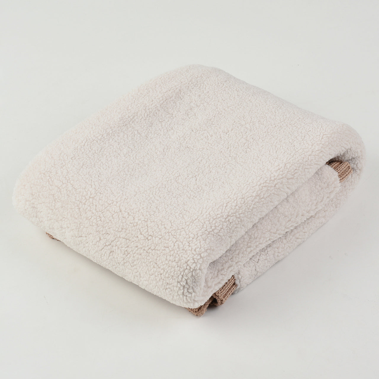 Hadas Cable Knit Blanket