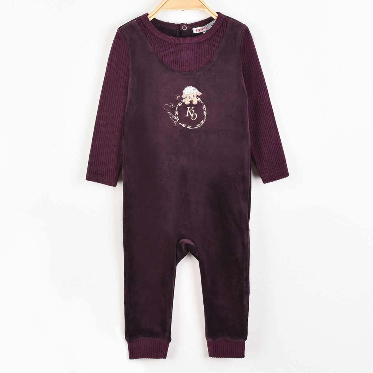 Velvet Sheep Stretchie