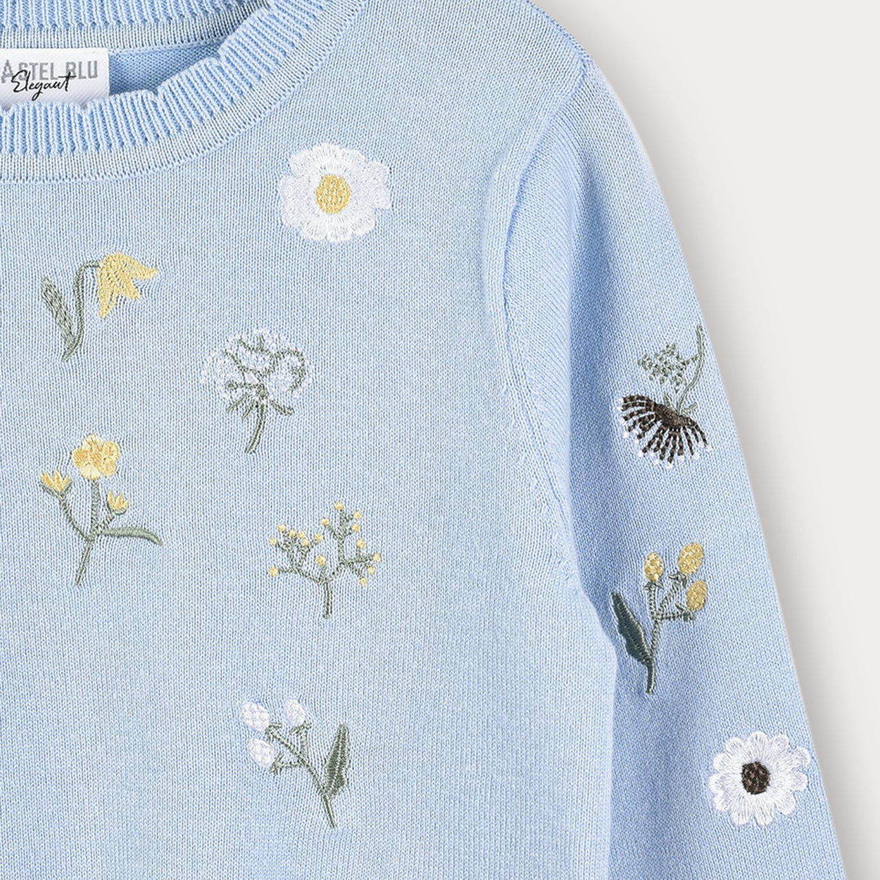 Embroidery Knit Shirt