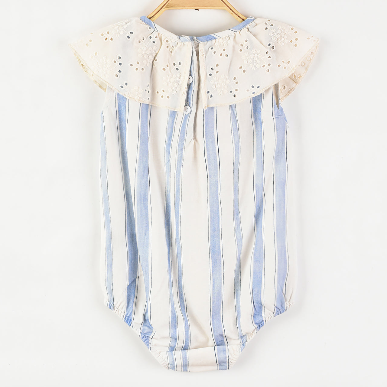 Hadas Amiri Overall