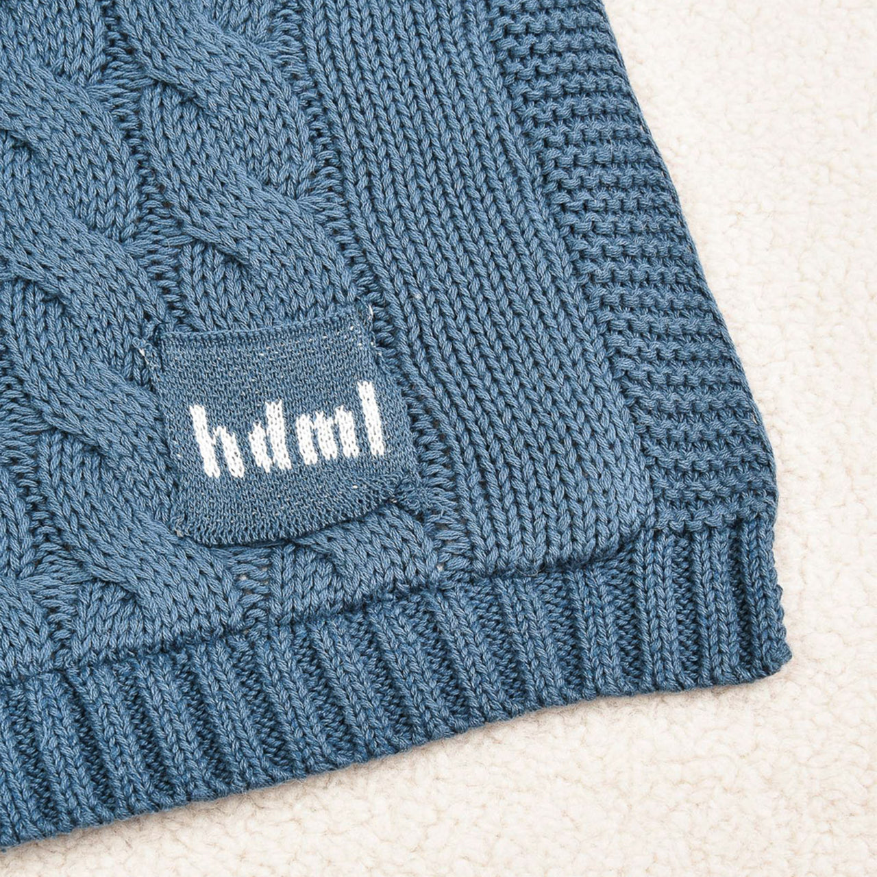 Hadas Cable Knit Blanket